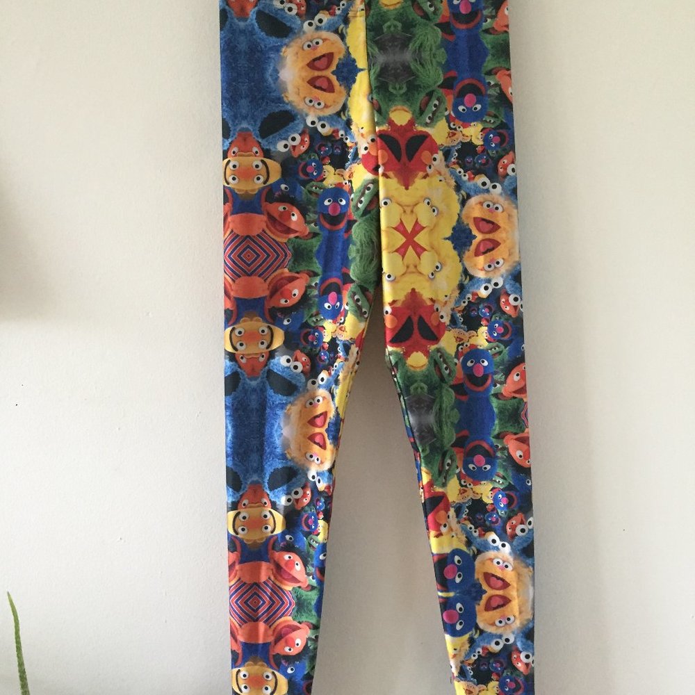 BlackMilk Psychedelic Sesame Leggings (S)